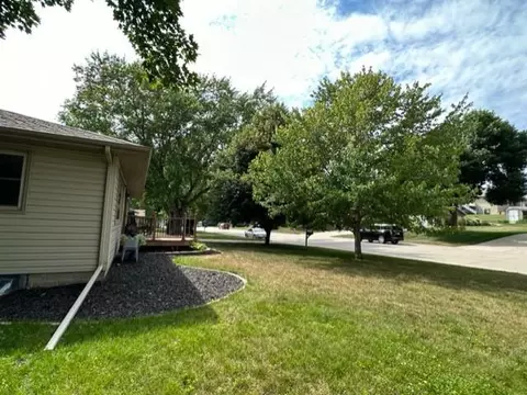 845 20th St, Windom, MN 56101 photo 4