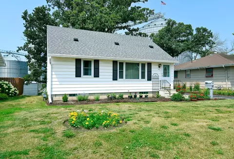 415 3rd Ave SE, Stewartville, MN 55976