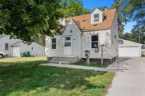 5333 Colfax Ave N, Brooklyn Center, MN 55430