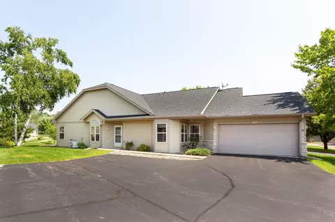 700 Leroy Ln #45, River Falls, WI 54022