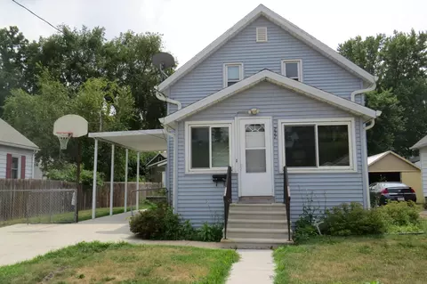 222 11th St NW, Rochester, MN 55901