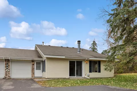 3854 Heather Dr, Eagan, MN 55122 photo 2