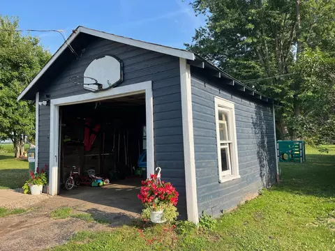 201 Baldwin St, Augusta, WI 54722 photo 28
