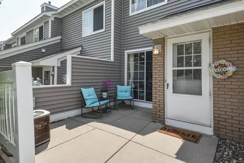 8392 Copperfield Way #106, Inver Grove Heights, MN 55076