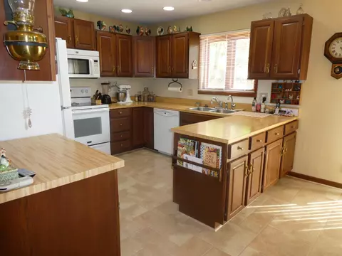 1695 17th St, Windom, MN 56101 photo 7