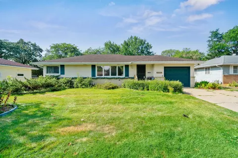3213 Lawrence Rd, Brooklyn Center, MN 55429