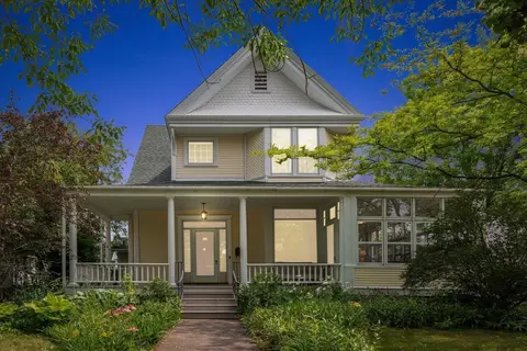 722 9th Ave W, Ashland, WI 54806