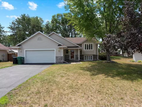6010 145th Ln NW, Ramsey, MN 55303