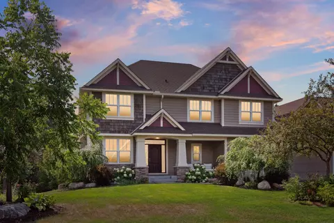 6880 W 175th Ave, Eden Prairie, MN 55346