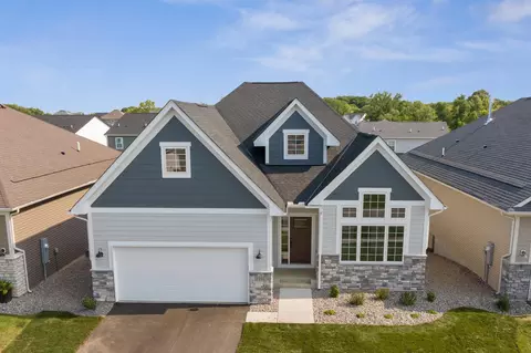 1941 Mulberry Ln, Carver, MN 55315