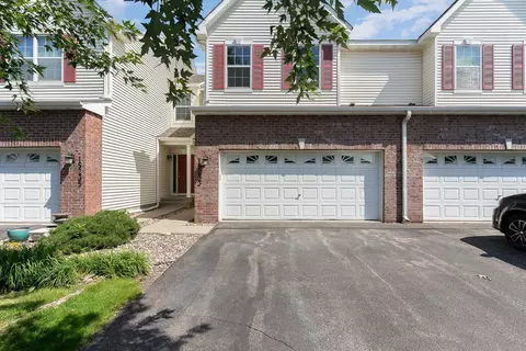 15233 Florist Cir #257, Apple Valley, MN 55124