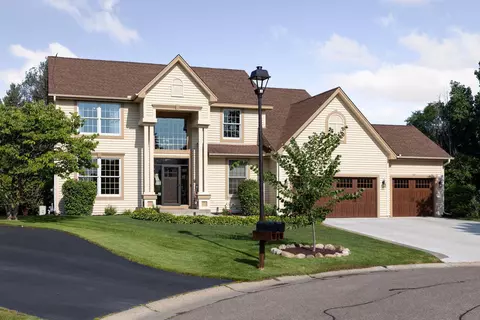 17820 32nd Pl N, Plymouth, MN 55447