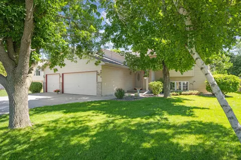 6816 92nd Ave N, Brooklyn Park, MN 55445