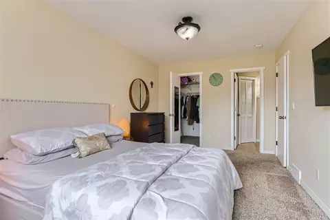 1661 Hickory Ln, Eagan, MN 55122 photo 7