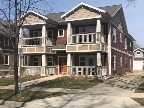 815 1st St SW #2, Rochester, MN 55902