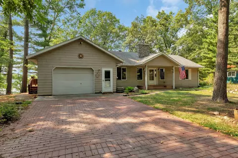 3145 Thoroughfare Dr, Cushing, MN 56443
