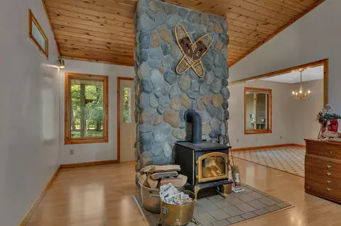 3145 Thoroughfare Dr, Cushing, MN 56443 photo 7
