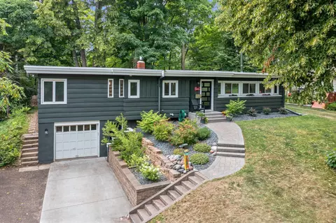 1925 Hartley Rd, Duluth, MN 55803