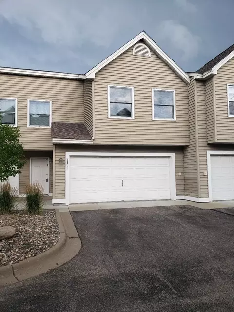 4106 S Meadowlark Rd, Eagan, MN 55122