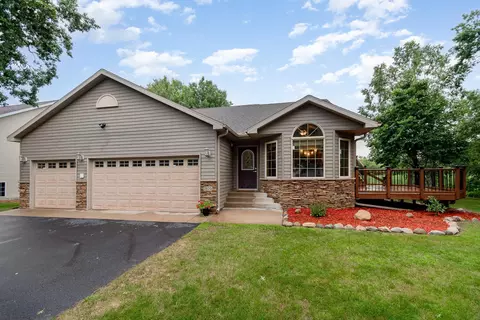 1809 Maple Ln, Saint Cloud, MN 56304 photo 2