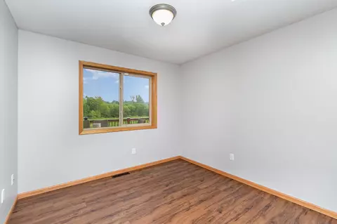 1809 Maple Ln, Saint Cloud, MN 56304 photo 16