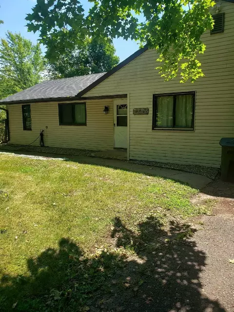 305 Bering St W, Milltown, WI 54858