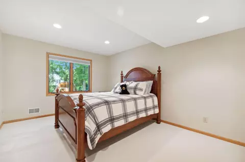 4783 Highcroft Ct, Eagan, MN 55122 photo 36