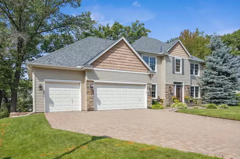 4783 Highcroft Ct, Eagan, MN 55122 photo 2