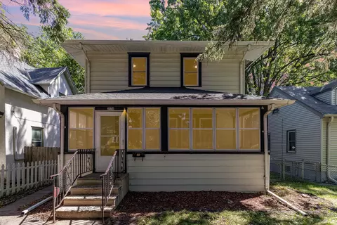 2514 Thomas Ave N, Minneapolis, MN 55411