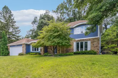 12953 Hamlet Ave, Apple Valley, MN 55124