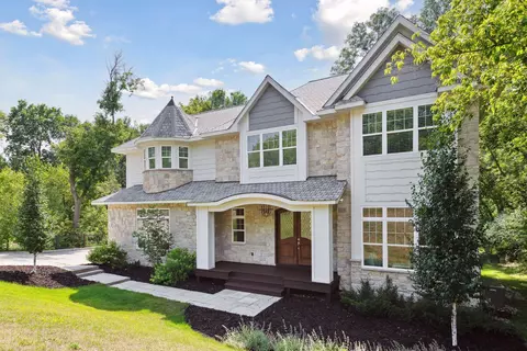 3136 County Road 101 S, Wayzata, MN 55391