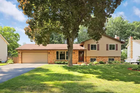 10560 103rd Ave N, Maple Grove, MN 55369