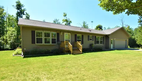 4111 County 4 NE, Remer, MN 56672