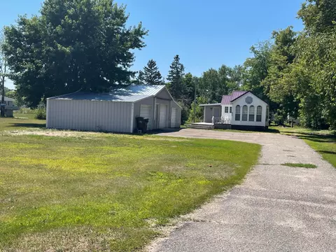 207 N Wisconsin St, Hewitt, MN 56453