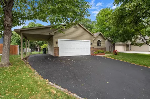 3901 Danbury Trl, Eagan, MN 55123 photo 4