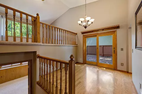 3901 Danbury Trl, Eagan, MN 55123 photo 14
