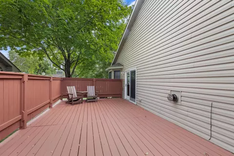 3901 Danbury Trl, Eagan, MN 55123 photo 6