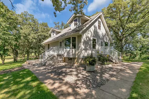 7604 70th Ave SE, Clear Lake, MN 55319