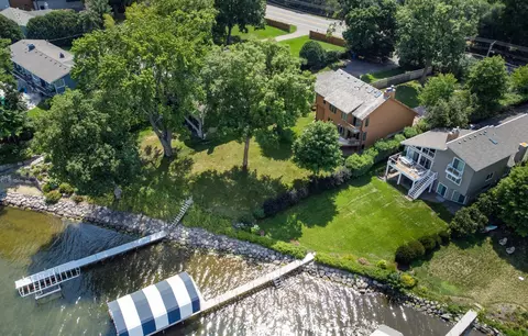1800 Shadywood Rd, Wayzata, MN 55391