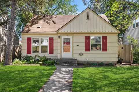 117 W 59th St, Minneapolis, MN 55419
