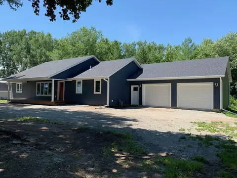 9062 SW 42nd Ave, Owatonna, MN 55060
