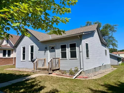422 W Lincoln St, Springfield, MN 56087