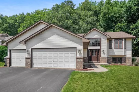 8789 Troy Marquette Ln, Monticello, MN 55362