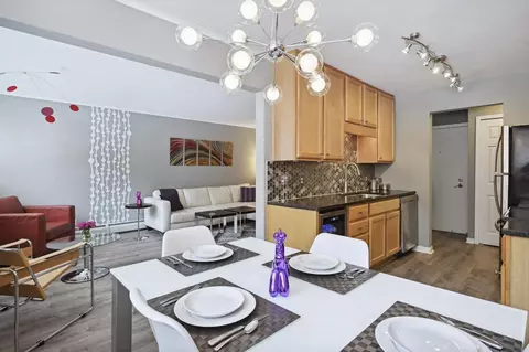 1770 Bryant Ave S #119, Minneapolis, MN 55403