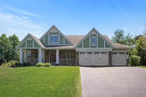 18195 Ireglen Path, Lakeville, MN 55044