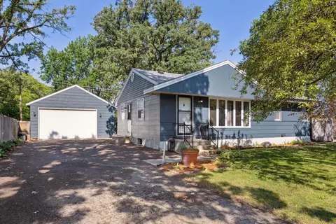 6856 Monroe St NE, Fridley, MN 55432
