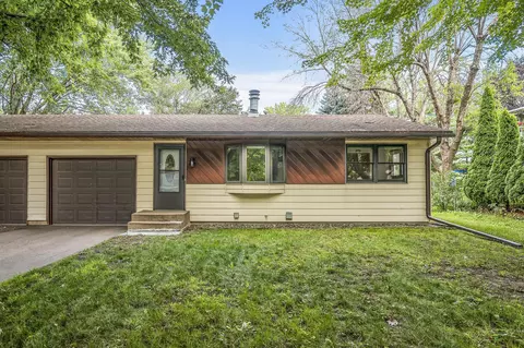 1908 55th Street Ct E, Inver Grove Heights, MN 55077