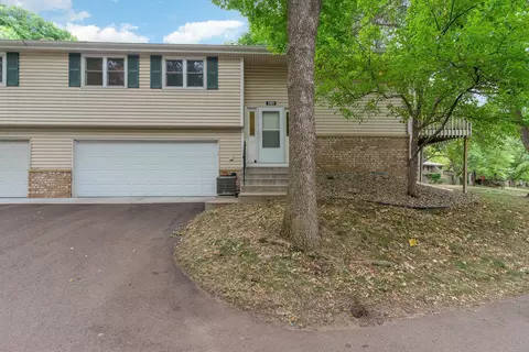 1251 Timbershore Ln, Eagan, MN 55123