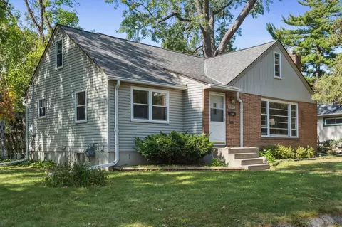 3505 Grimes Ave N, Robbinsdale, MN 55422