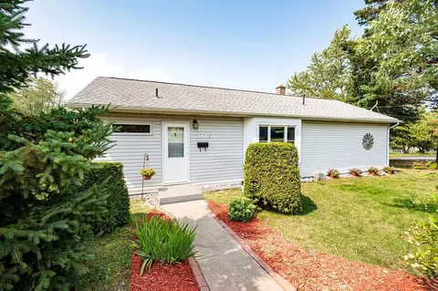 3715 Allendale Ave, Duluth, MN 55803